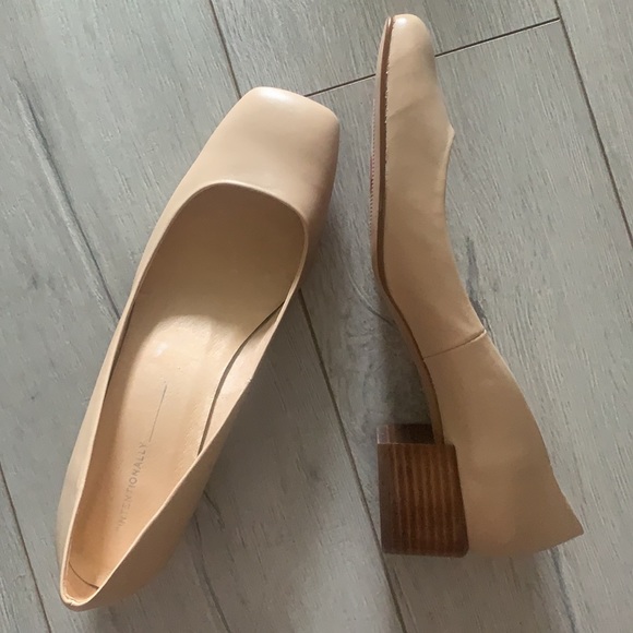 Intentionally Blank Tristi Cloud Pumps (no box) - Picture 6 of 12